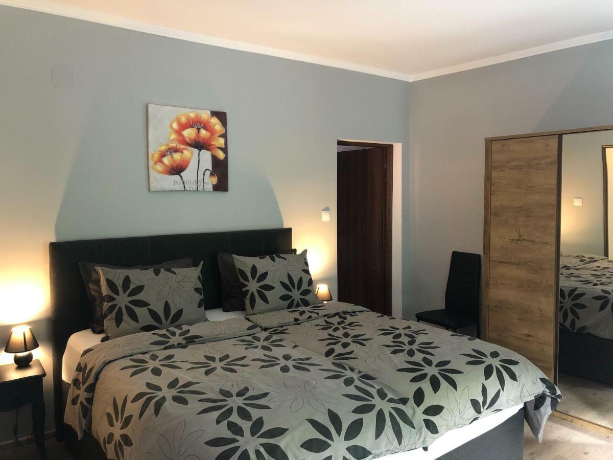 Luxury Modern Apartments Baia Mare Exterior foto